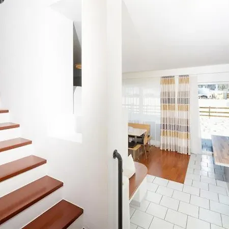 Elisabeth Шале Флахау