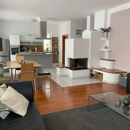 Elisabeth * Флахау